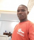Theophile 34 лет Abidjan  Россия