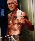 Pascal 57 ans Castres  France