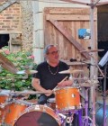 Stephane 58 лет Neuvy-le-roi Франция