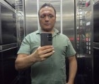 Ünal 40 ans Istanbul  Turquie