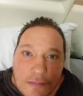 Cyril 42 ans Hyères France