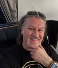 Frederic  71 ans Woman Royaume-Uni