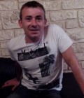 Fabrice 54 лет Fumay Франция
