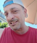 Joseph 58 ans Ventimiglia Italie