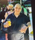 Francis 74 ans Carpentras France