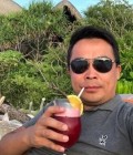 Chen Hong 54 лет San Diego California  США