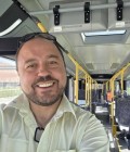 Miguel 44 лет Bulle Швейцария