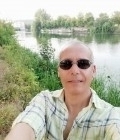 Simo 53 лет Compiègne Франция