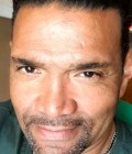 Gordon 58 ans Chelmsford Royaume-Uni