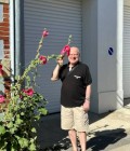 Jean claude 77 лет La Rochelle Франция