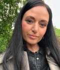 Juliana 35 ans Bonn Allemagne