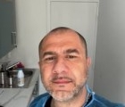 Ionut 48 лет Saint-mards-de-blacarville Франция
