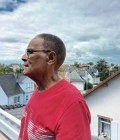 Claude 70 лет Hagueneu Франция