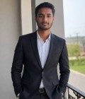 Saif 20 лет Multan  Pakistan