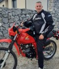 Philippe 59 лет Vetraz Monthoux Франция