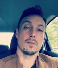 Ludo 53 лет Creuzier Le Neuf Франция