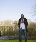 Tommy 44 ans Francfort  Allemagne