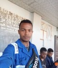Laurent 28 лет Antalaha  Андорра