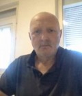 Denis 57 лет St Quentin Франция