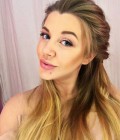 Olena 37 ans Brovary Ukraine
