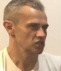 Olivier 54 лет Pornic  Франция