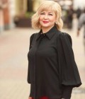 Tatiyana 50 Jahre Novgorod Russland