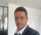 Pierre 41 лет Niort Франция