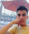 Nicolas 18 лет Paris Франция