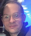 Julien 41 лет Reims  Франция