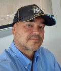 Henri 55 ans Saint Denis Réunion