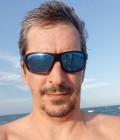 Alexandre 45 лет Perpignan Франция