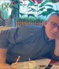 Fabrice 54 лет Fumay Франция