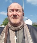 Guy 74 ans Chateauroux France