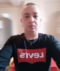 Alex 46 лет Mariembourg Бельгия