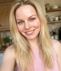 Maria 43 ans Sumy Ukraine