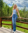 Olga 39 ans Киев Ukraine