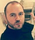 Miguel 44 лет Bulle Швейцария