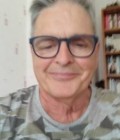 Lucien 71 ans Lyon France