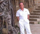 Lucien 64 ans Paris France