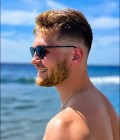 Maelig 27 лет Paimpol  Франция