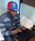 Djasy 38 ans Ndjaména Suisse