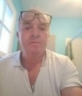 Alain 64 лет Bais Франция