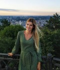 Khrystyna 42 ans Kyiv Ukraine