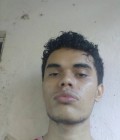 Fernando 21 ans Guangzhou  Chine