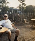Rexhe 60 лет Herselt Бельгия
