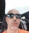 Mathieu 44 лет Gonfaron Франция