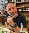 Mathieu 44 лет Gonfaron Франция