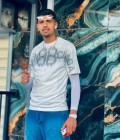 Abdou 22 лет  Алжир