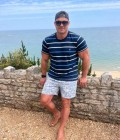 Irfan 44 лет London Великобритания