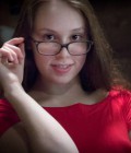 Anna 25 ans Engels Russie